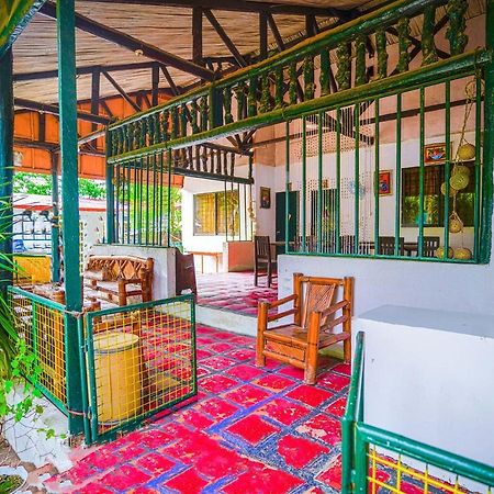 Oyo 875 Madhavi Beach Resort Balibago Dış mekan fotoğraf