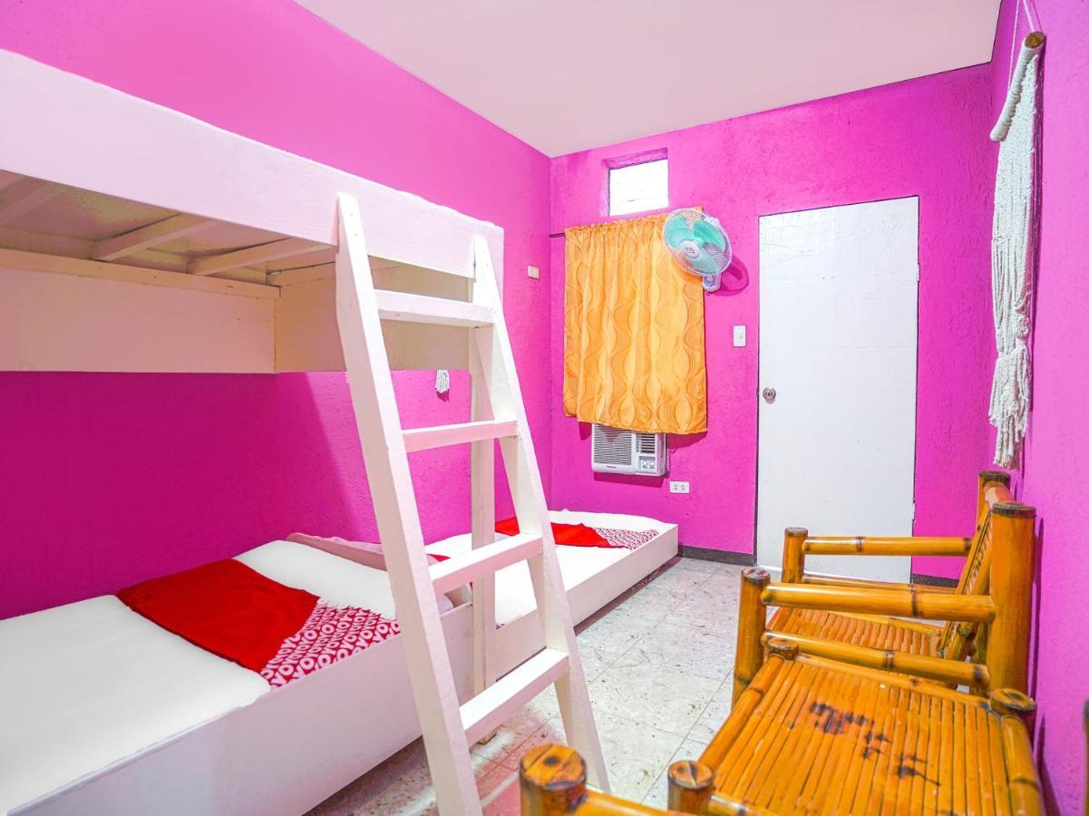 Oyo 875 Madhavi Beach Resort Balibago Dış mekan fotoğraf