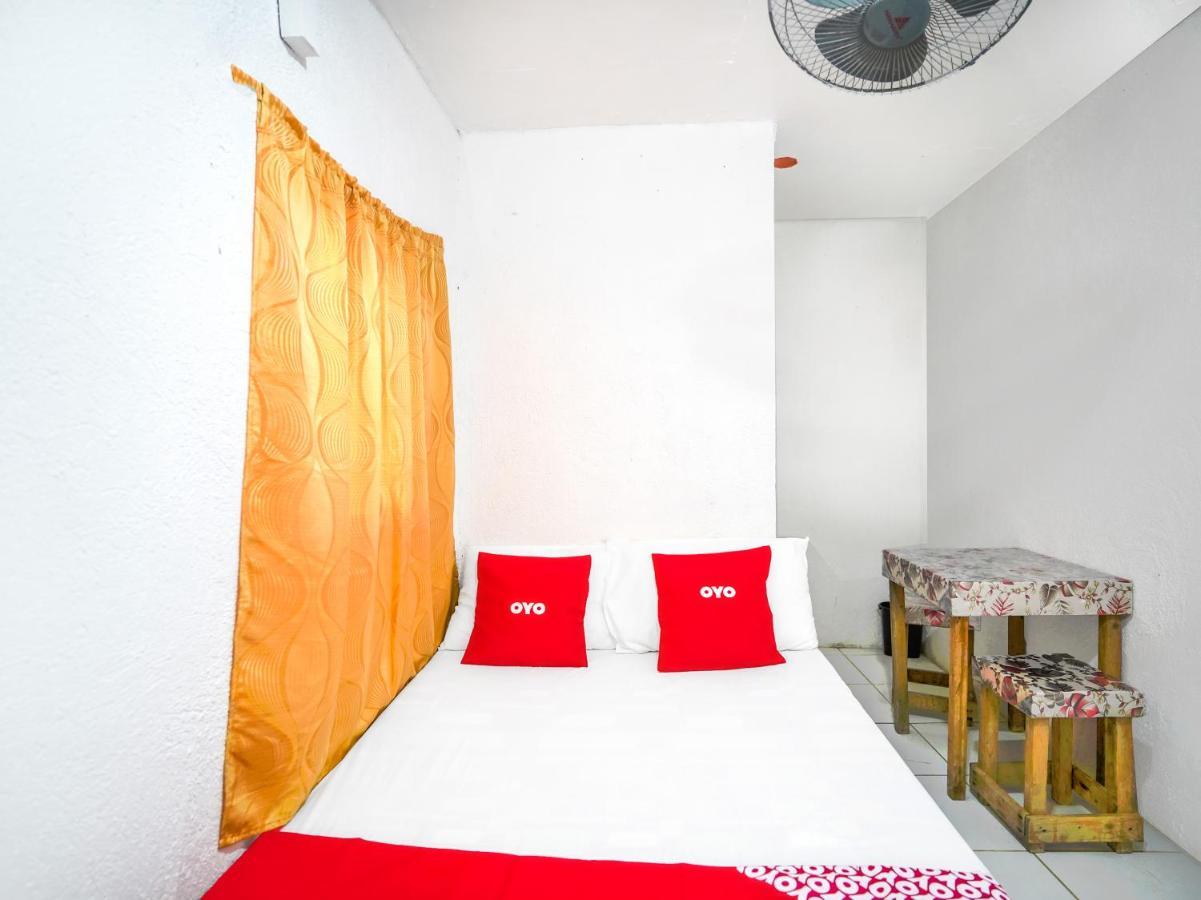 Oyo 875 Madhavi Beach Resort Balibago Dış mekan fotoğraf